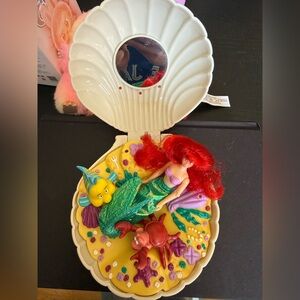 Ariel Little Mermaid Seashell Playset 1992
